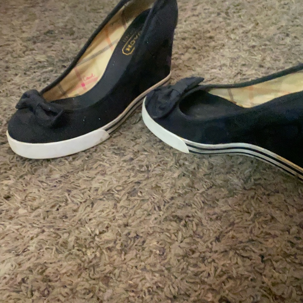 authentic coach Black Wedges with Bow Detail
(coach bow sweetie shoe series )